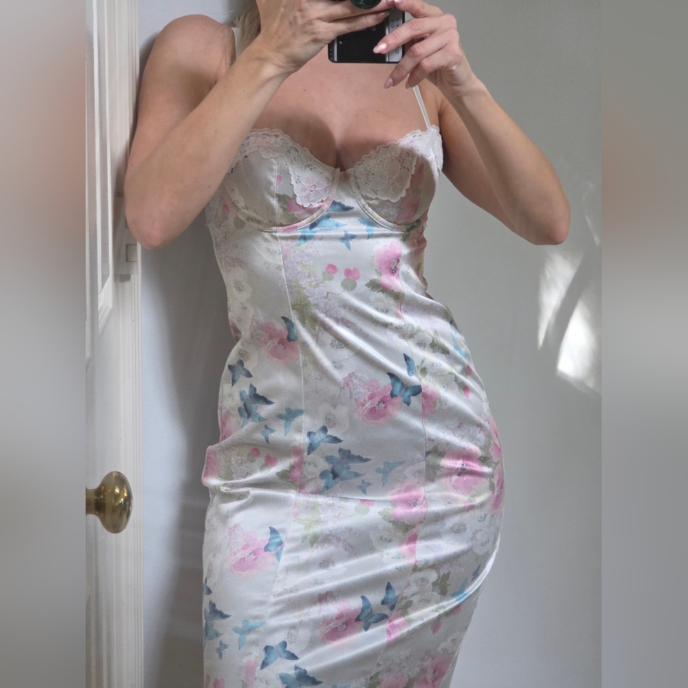 NWT- VICTORIA SECRET FLORAL SATIN DRESS- SZ S - Picture 2 of 4
